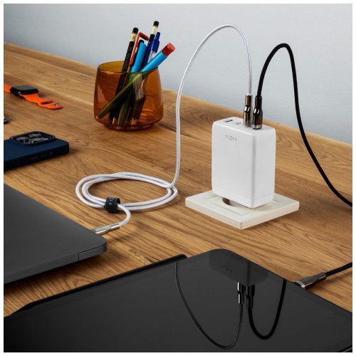 FIXED hálózati töltő 3xUSB-C 1xUSB-A kimenet, GaN technológia,PD 3.0, 100W, fehér
